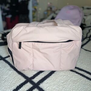 COPY - CALPAK Luka Duffle Rose Quartz